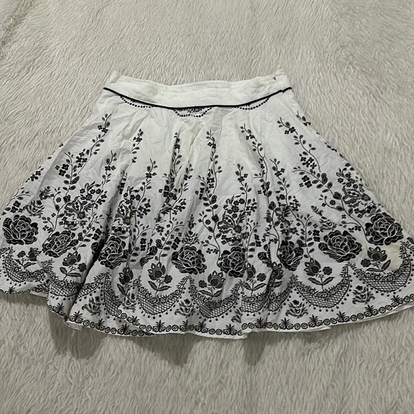 Rampage white brown floral skirt size 11 - Picture 1 of 4